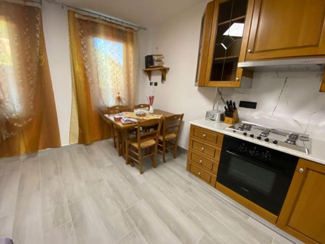 Alloggio Vista Mare Macrescia ريوماجّوري المظهر الخارجي الصورة