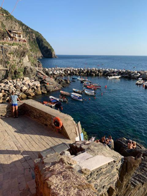 Alloggio Vista Mare Macrescia ريوماجّوري المظهر الخارجي الصورة