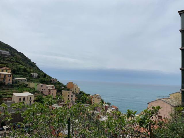 Alloggio Vista Mare Macrescia ريوماجّوري المظهر الخارجي الصورة