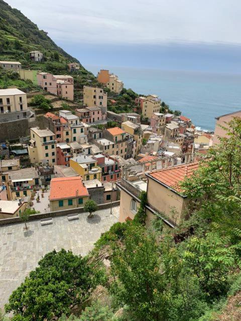 Alloggio Vista Mare Macrescia ريوماجّوري المظهر الخارجي الصورة